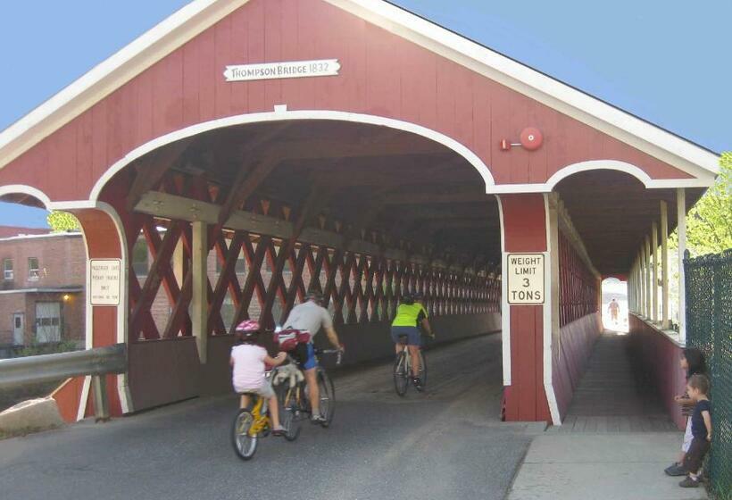 The Bridges Inn At Whitcomb House B&b