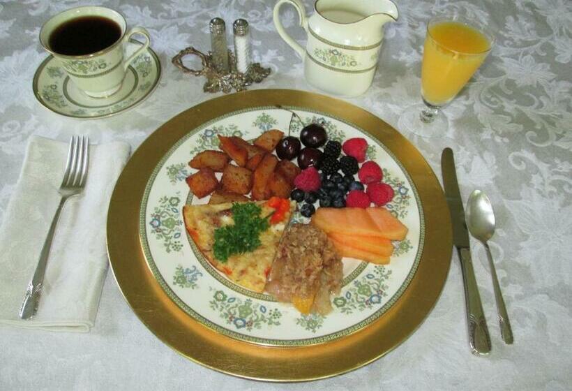 The Bridges Inn At Whitcomb House B&b