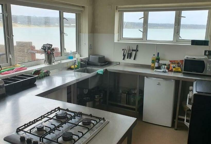 Yha Port Eynon   Hostel