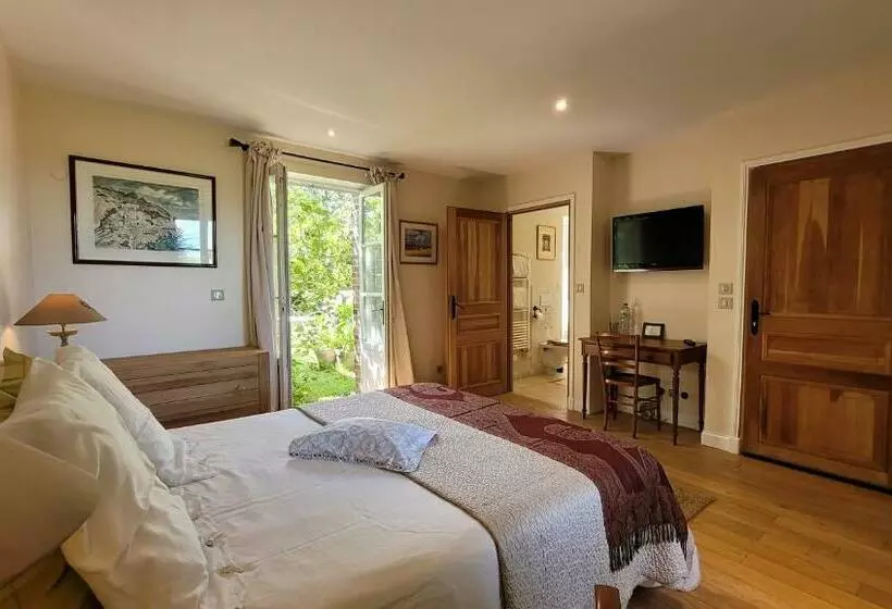 Aamiaismajoitus (B&B) Aux Rives De Honfleur