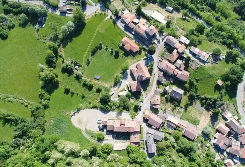 Aamiaismajoitus (B&B) Castello Malaspina Di Gambaro