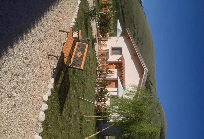 Aamiaismajoitus (B&B) La Collina Di Peppino