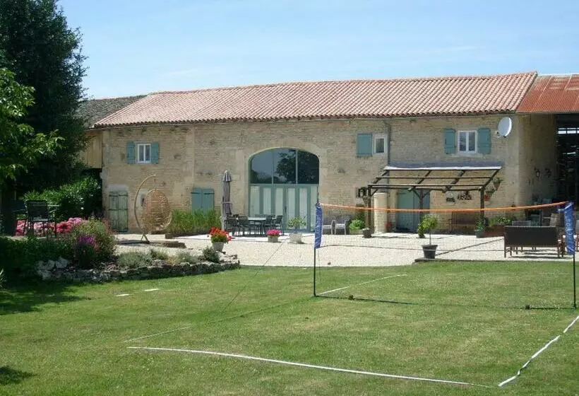 Aamiaismajoitus (B&B) La Grange De Gournay