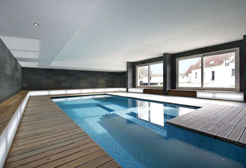 ベッドアンドブレックファースト Le Clos Du Miroir