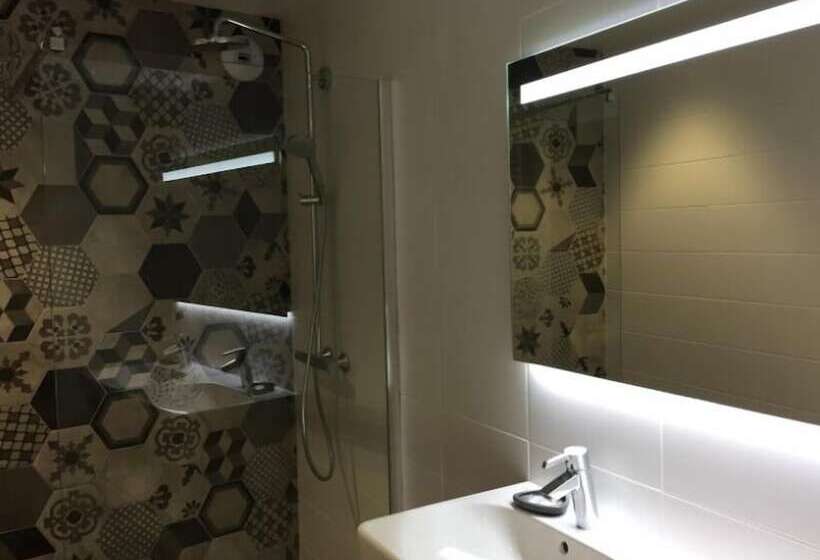 ベッドアンドブレックファースト Le Clos Du Miroir