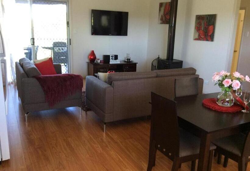 צימר Tinaroo Sunset Retreat