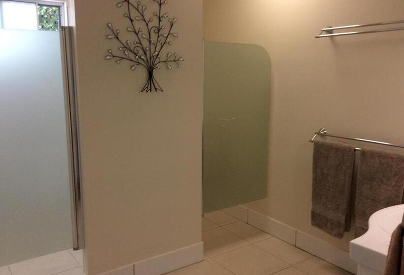 צימר Tinaroo Sunset Retreat