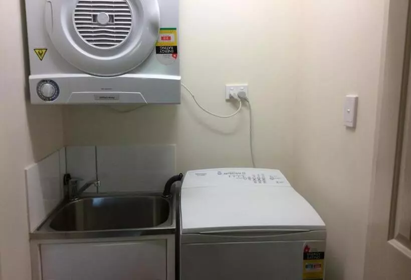 Aamiaismajoitus (B&B) Tinaroo Sunset Retreat