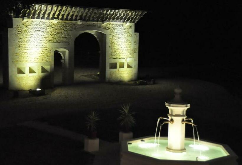 Chateau De Bellevue B&b Et Appartements Avec Piscine Chauffée Et Chambres Partout Climatisées