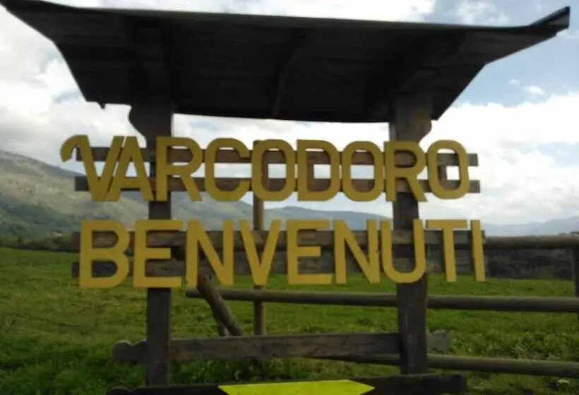 ホテル Agriturismo Varcodoro