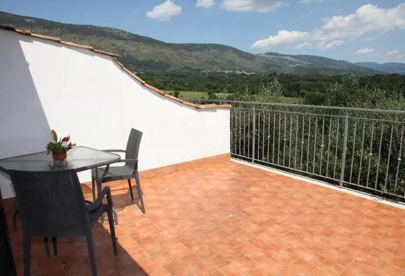 ホテル Agriturismo Varcodoro