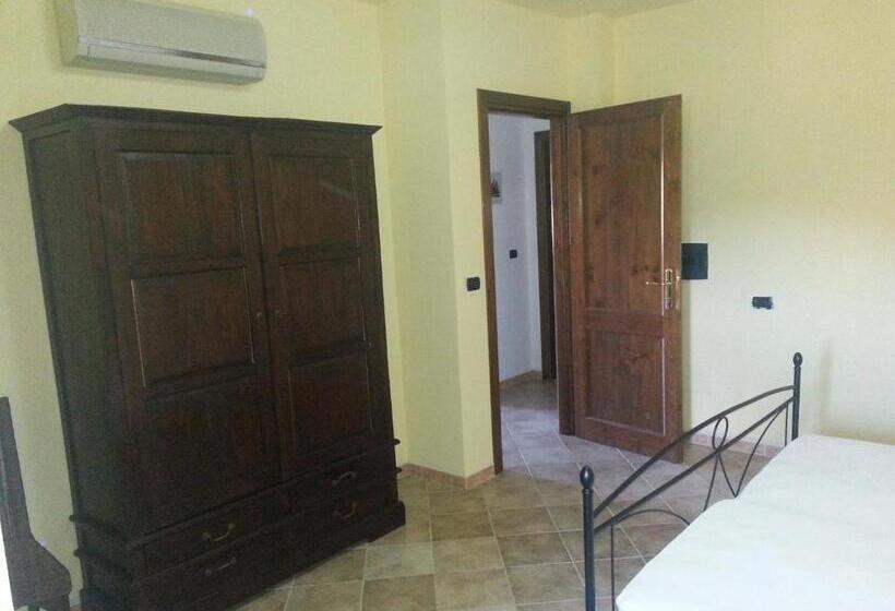 בית מלון כפרי Agriturismo Montealma