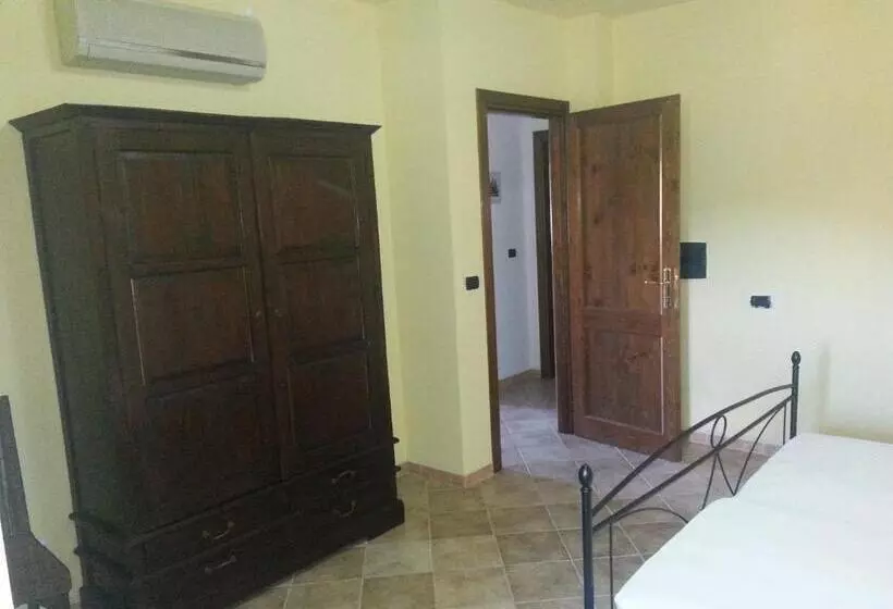 هتل Agriturismo Montealma