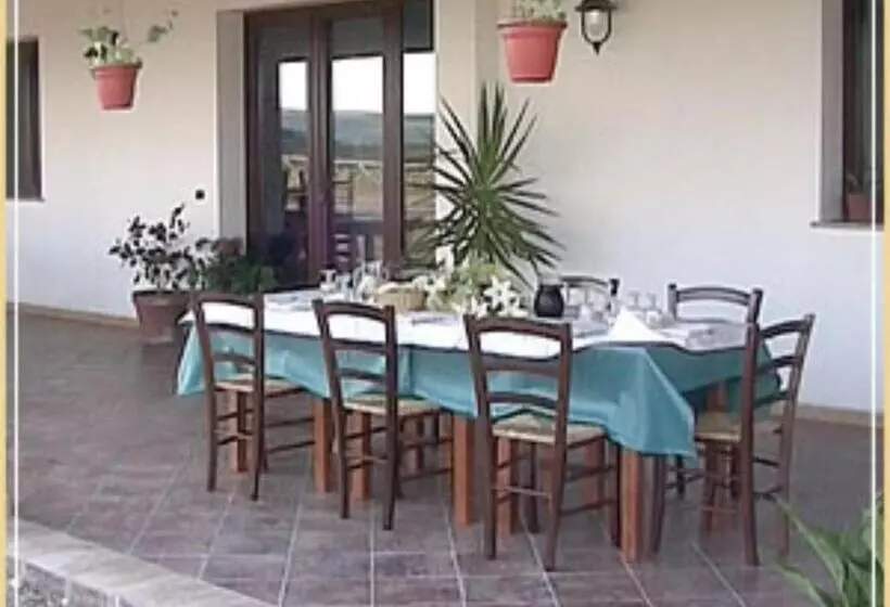 هتل Agriturismo Montealma