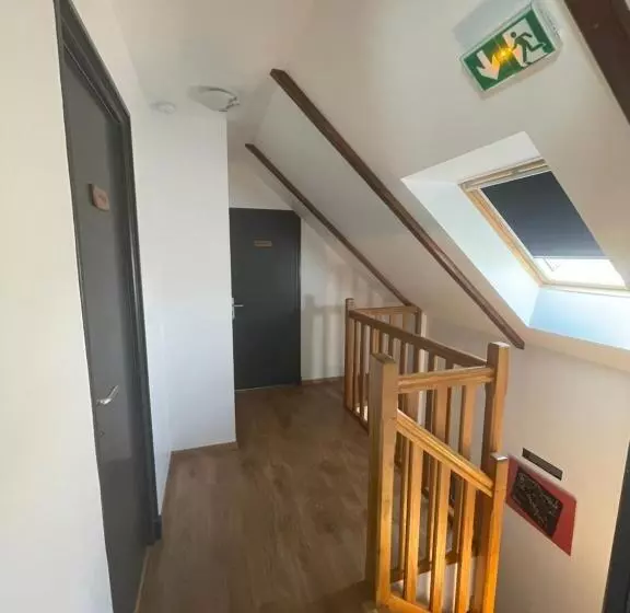 ホテル Ar Gavotenn