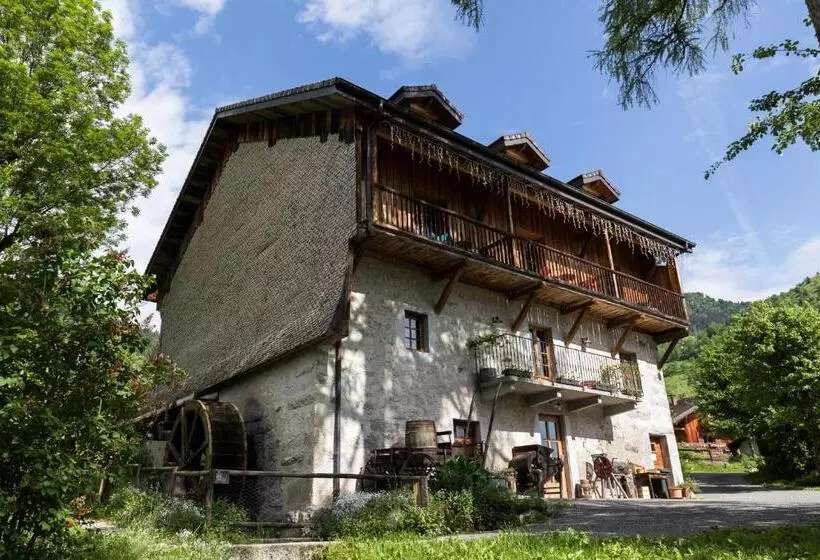 ホテル Auberge Le Moulin De Léré Restaurant Frédéric Molina 1 étoile