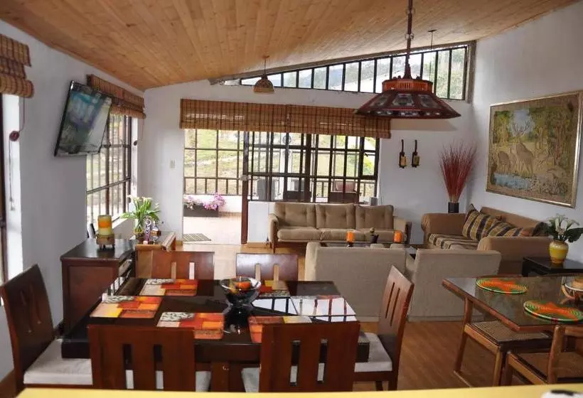 ホテル Pinares Del Carrizalito