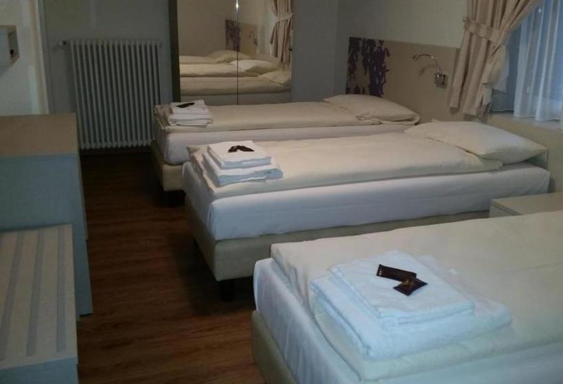 ホテル Ristorante Stazione Con Alloggio