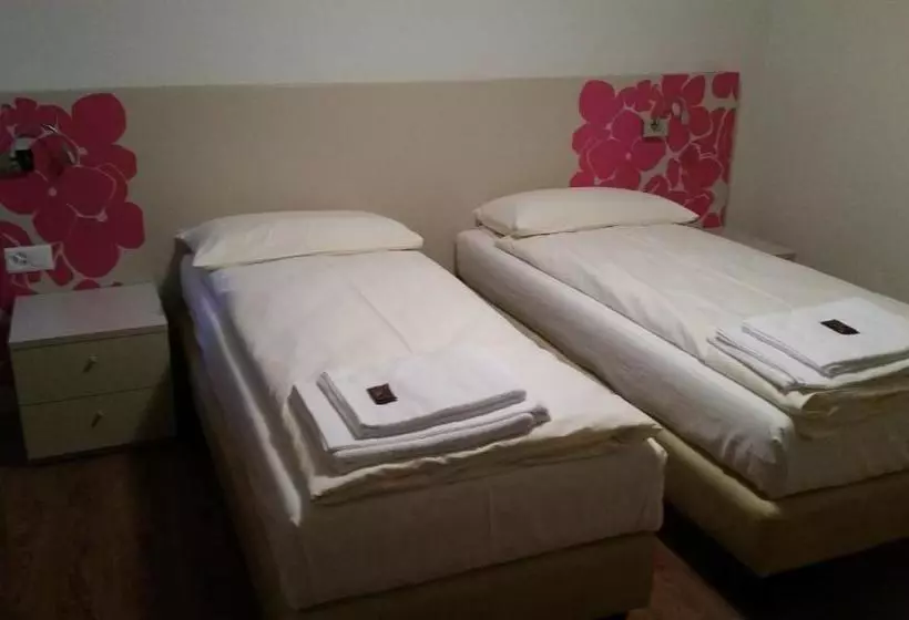 ホテル Ristorante Stazione Con Alloggio