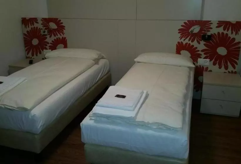 ホテル Ristorante Stazione Con Alloggio