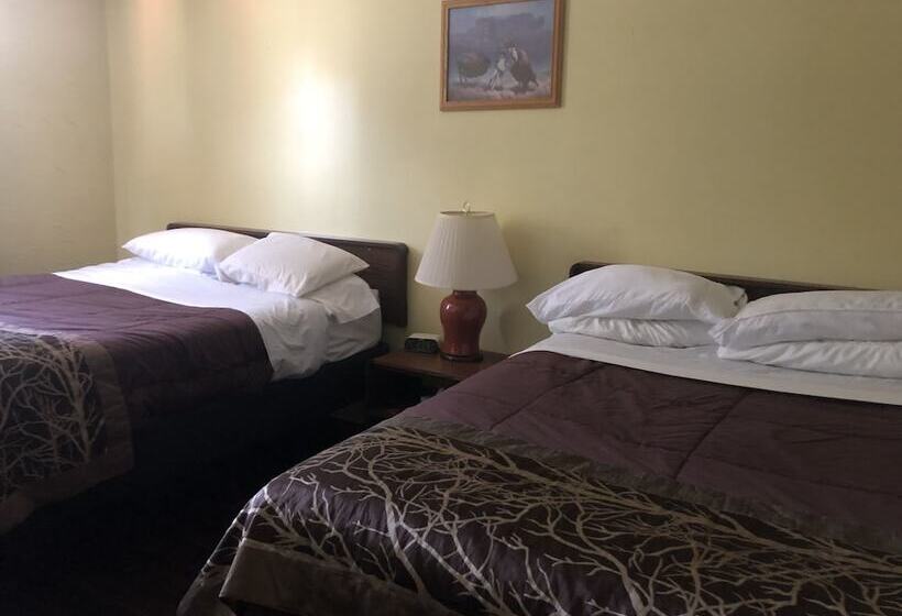 酒店 Villagers Inn