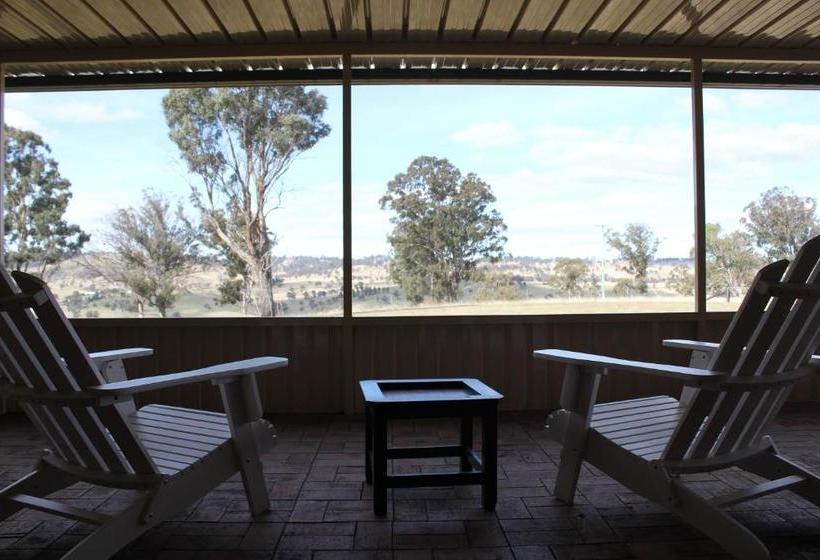 Отель Waterfall Way Farmstay