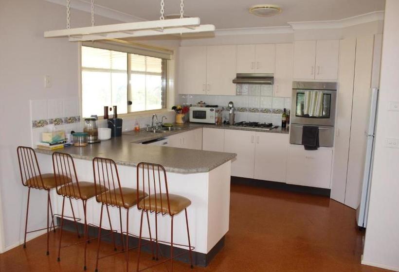 ホテル Waterfall Way Farmstay