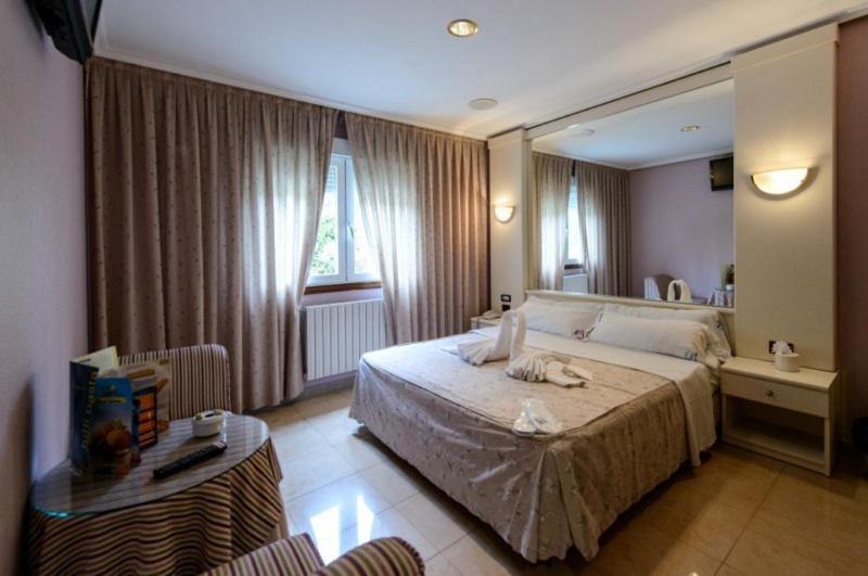 Motel Cancun Barbadas Ourense