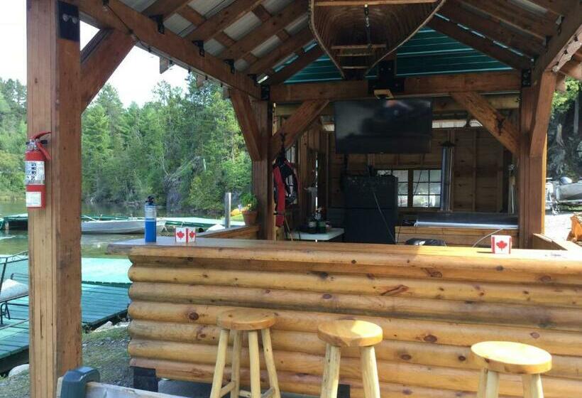 モーテル Muskie Bay Resort