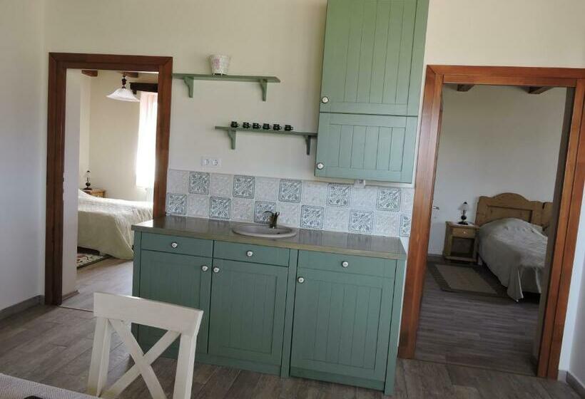 膳宿费 Kassai Fogadó