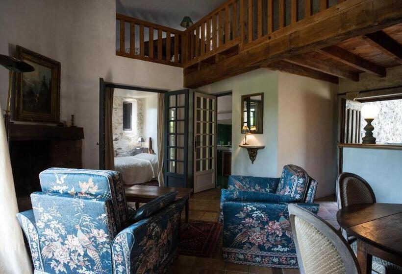 פנסיון Mas De Bombequiols