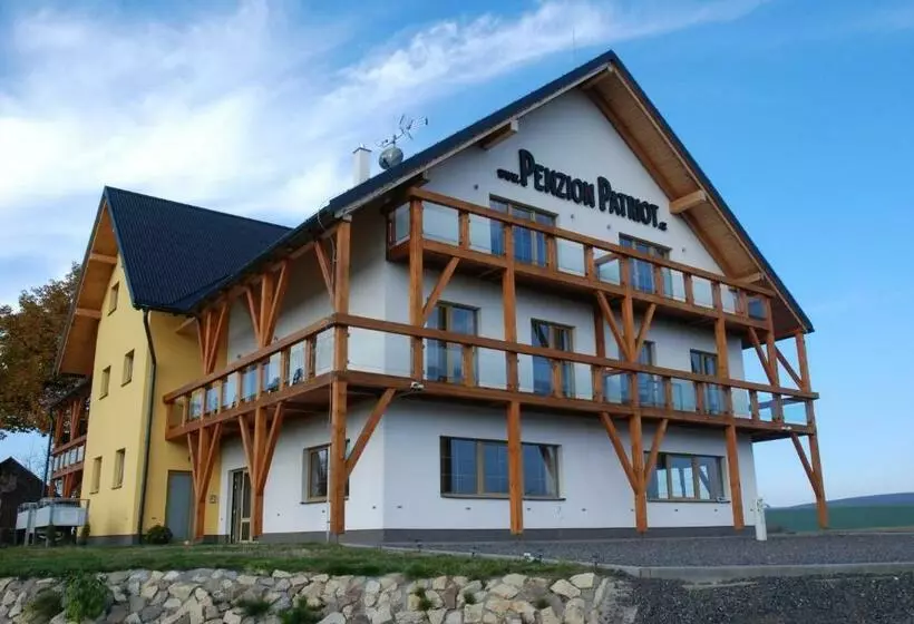 Majatalo Penzion Patriot