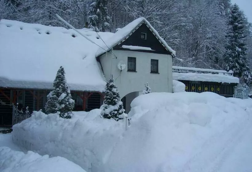 Majatalo Ubytování Riegel