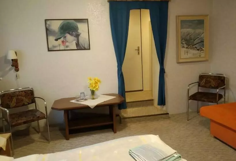 Majatalo Ubytování Riegel