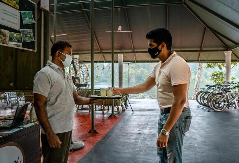 אתר נופש Amritara Riverside Luxury Tents