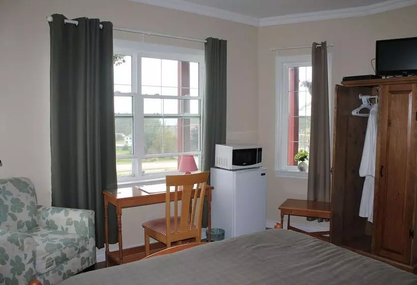 The Fiddle And The Sea Bed And Breakfast