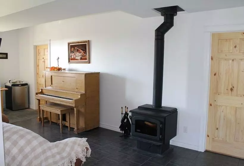 The Fiddle And The Sea Bed And Breakfast