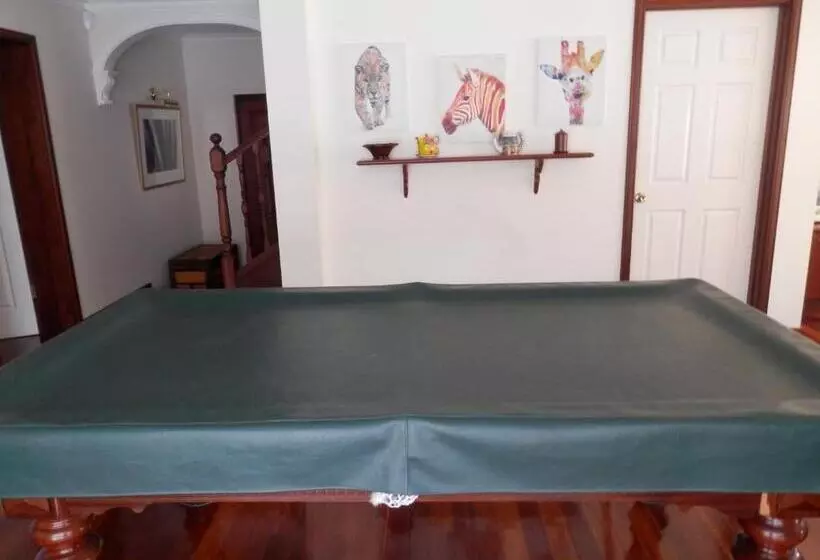 The Hideaway Luxury B&b Retreat