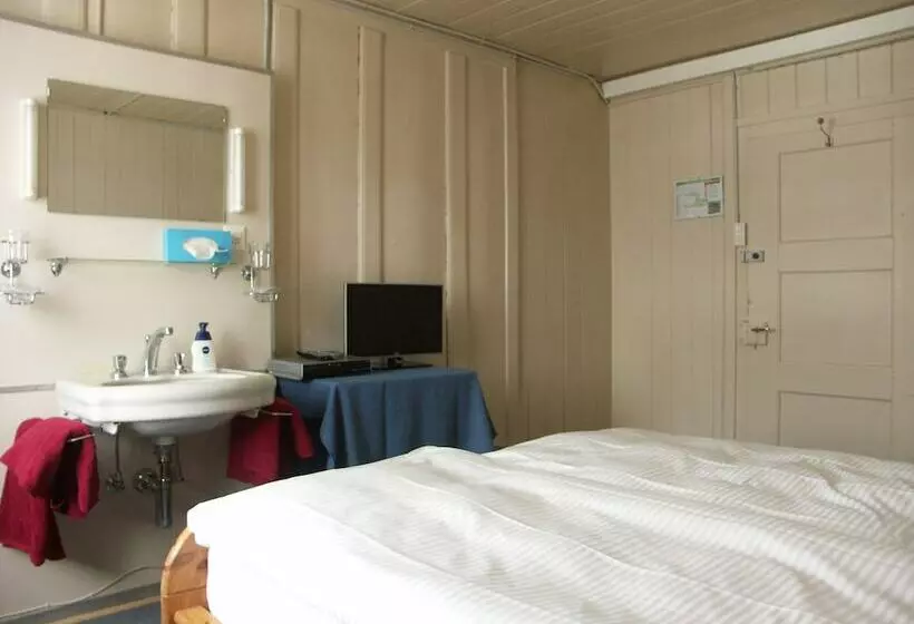 ユースホステル Landgasthof Bären