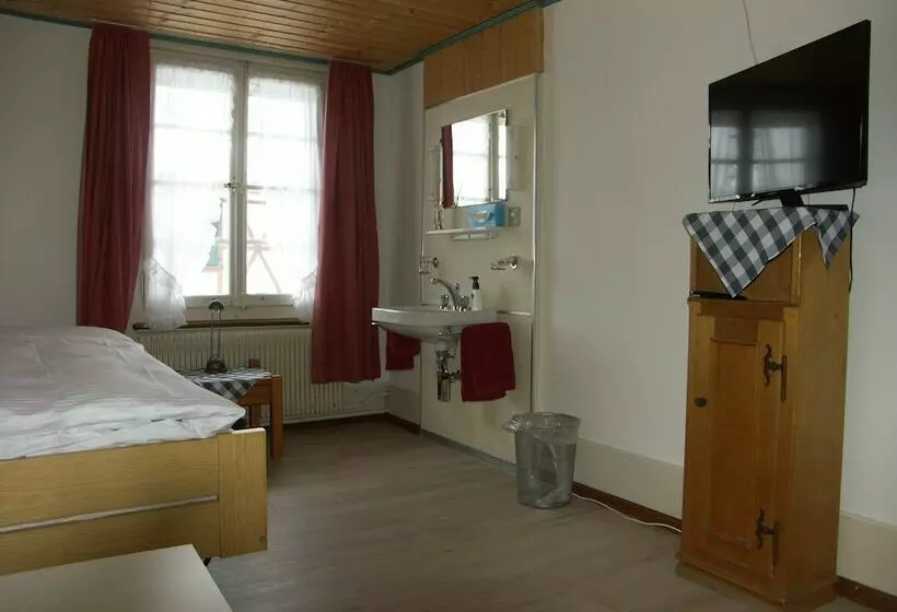 ユースホステル Landgasthof Bären