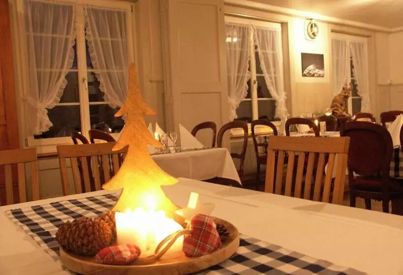 ユースホステル Landgasthof Bären