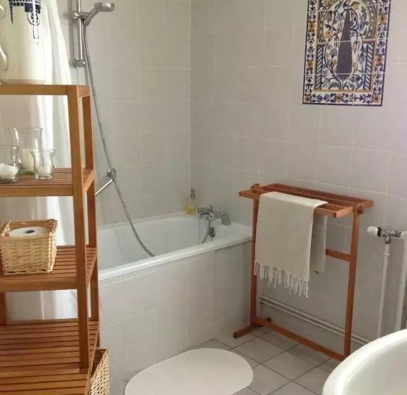 Aamiaismajoitus (B&B) Chambres D Hôtes Grand Bouy