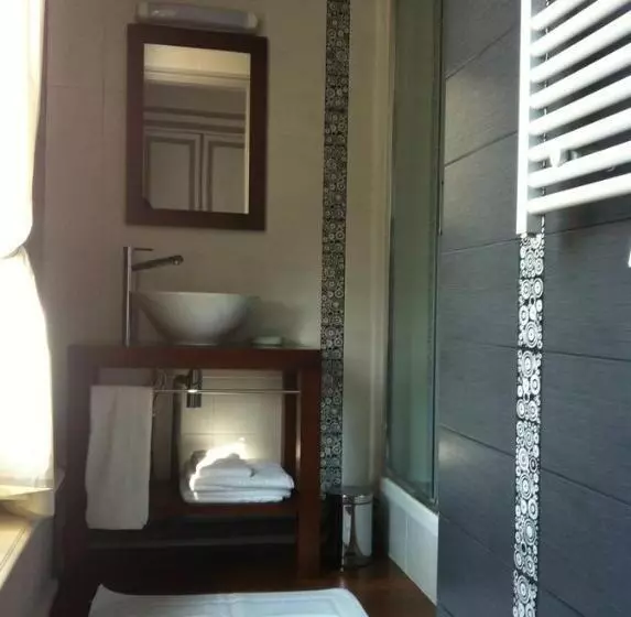 ベッドアンドブレックファースト Château Des Marronniers