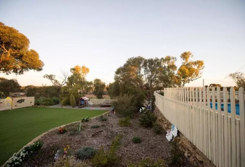 ベッドアンドブレックファースト The Old Convent Dalwallinu