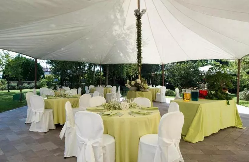 Hotelli Albergo Belvedere