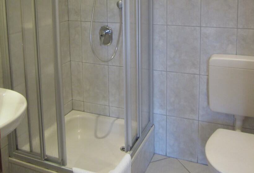 ホテル Landgasthof Goldene Rose