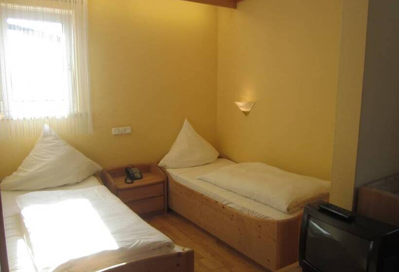 ホテル Landgasthof Goldene Rose