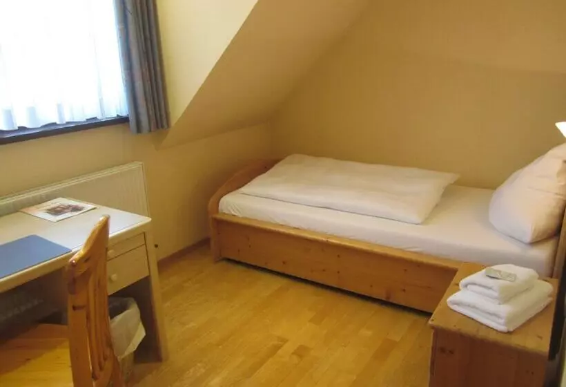 Hotelli Landgasthof Goldene Rose