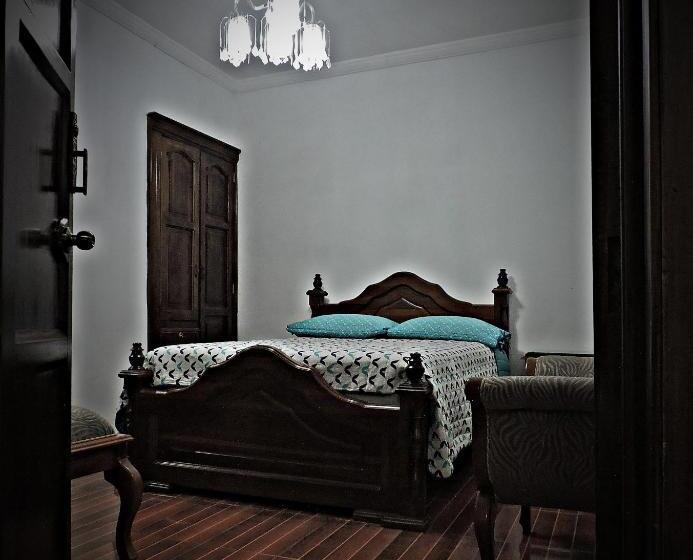 هتل Las Marías Family Home