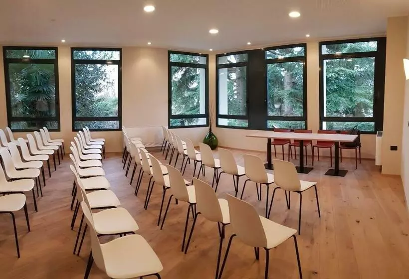 ホテル Ristorante Al Giardinetto